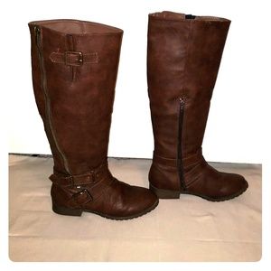 Brown Destiny Flat Boots